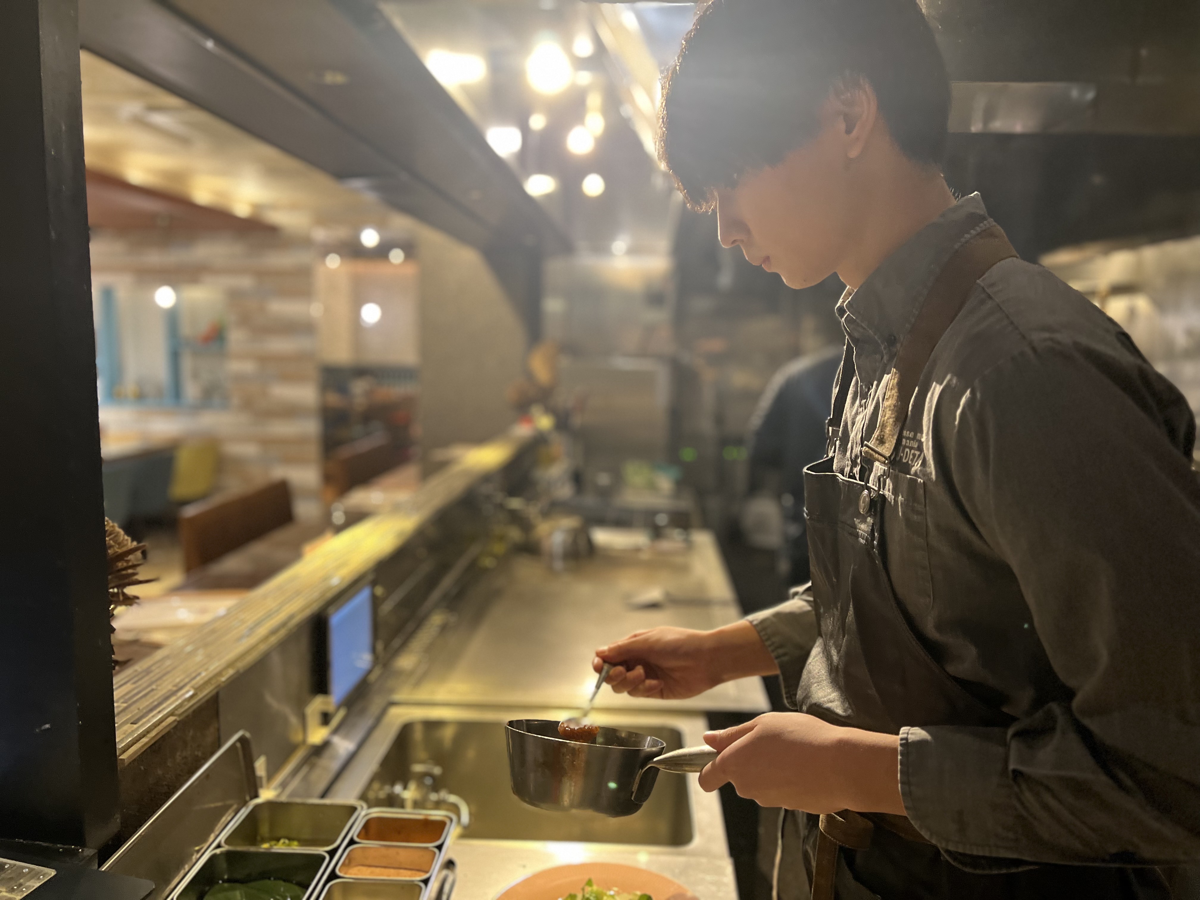 KU-DETA 店内